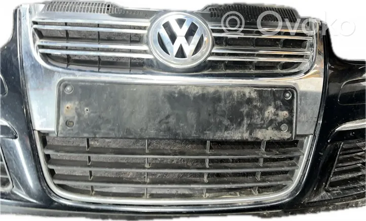 Volkswagen Golf V Zderzak przedni 