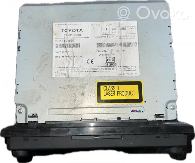 Toyota Avensis T250 Unidad delantera de radio/CD/DVD/GPS 