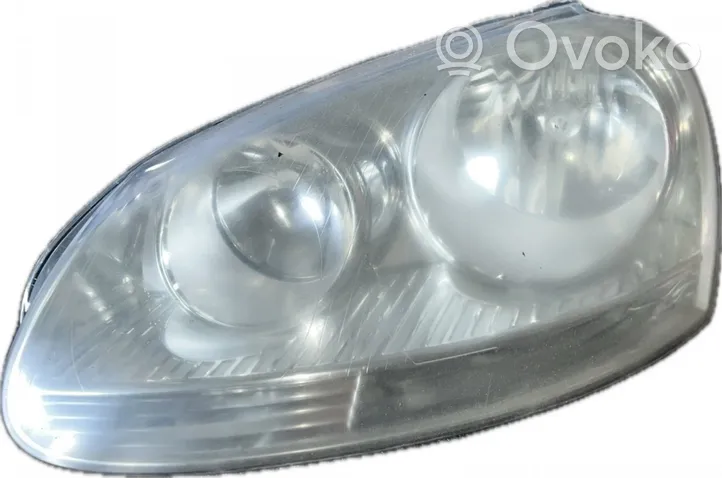 Volkswagen Golf V Lampa przednia 