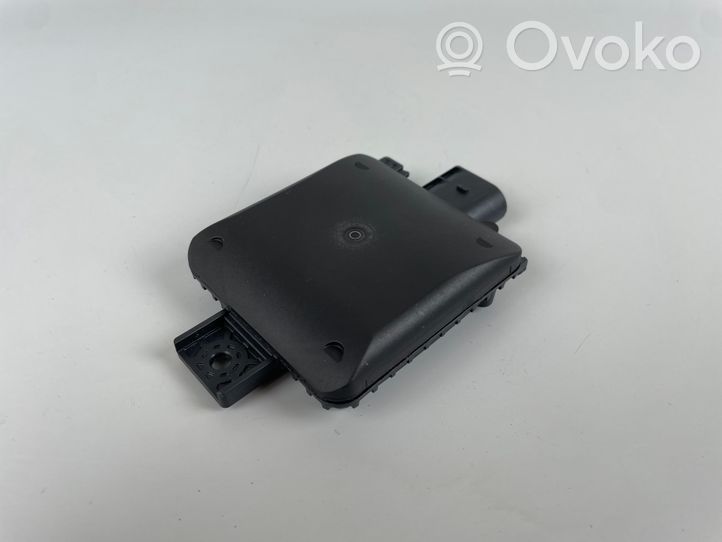 Volkswagen Golf VIII Capteur radar d'angle mort 2Q0907686D