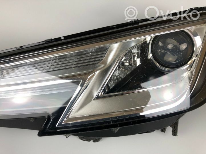 Audi A4 S4 B9 8W Headlight/headlamp 8W0941005