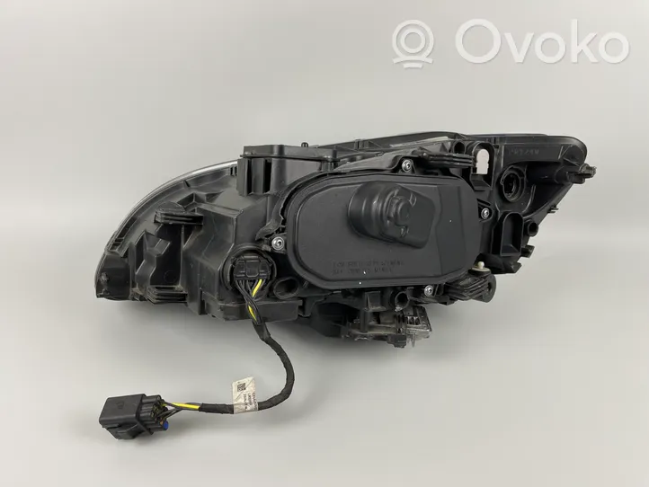 Volvo S60 Lampa przednia 31420262