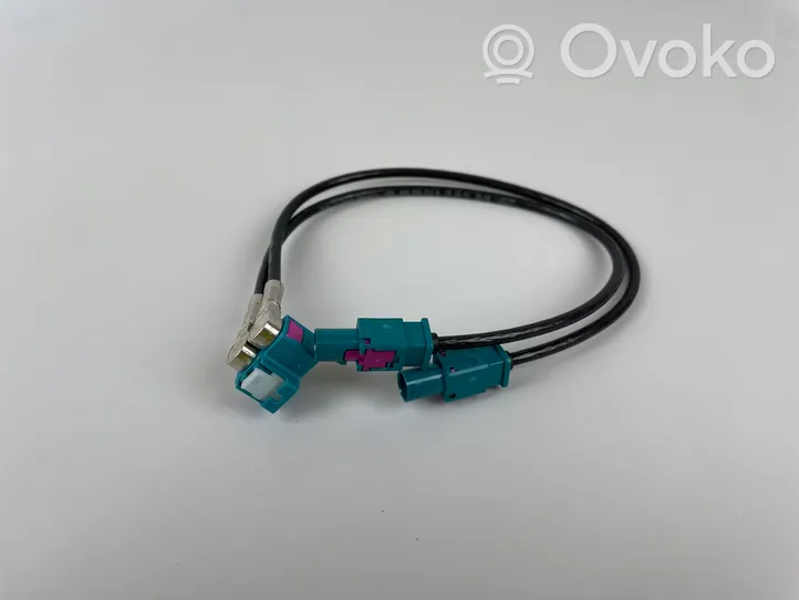 Volkswagen Crafter Connettore plug in USB 000098713A