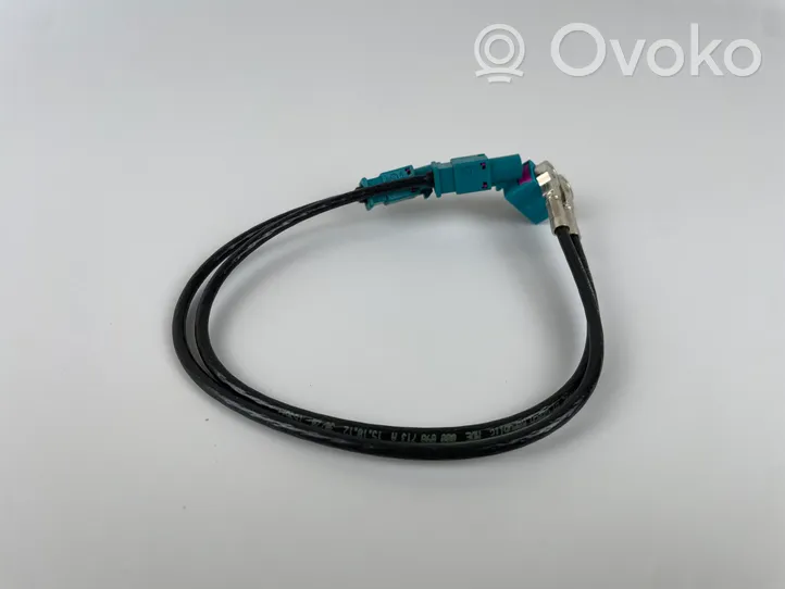 Volkswagen Crafter Connecteur/prise USB 000098713A