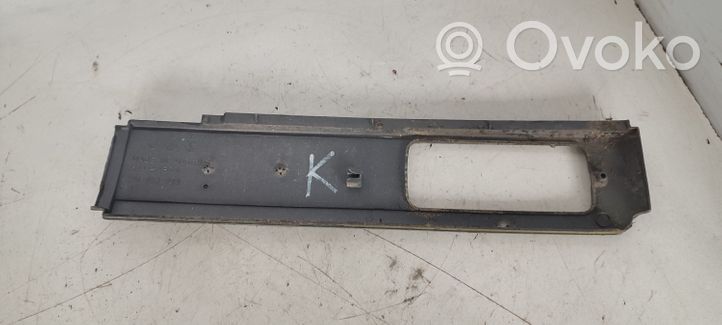 Volkswagen I LT Front bumper upper radiator grill 