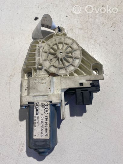 Audi A5 8T 8F Motorino alzacristalli della portiera anteriore 8T0959801A