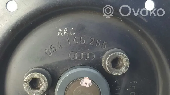 Audi A6 S6 C4 4A Ohjaustehostimen pumppu 054145255