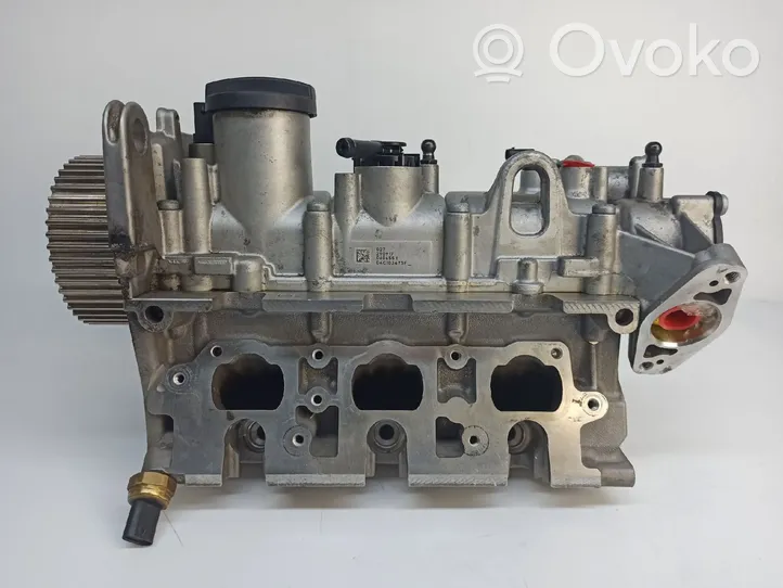 Volkswagen Golf VII Culasse moteur 04C103063AC