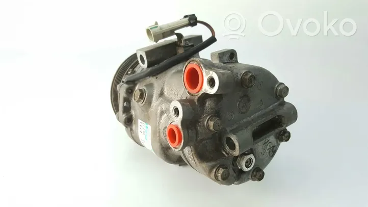 Suzuki Swift Ilmastointilaitteen kompressorin pumppu (A/C) 95200-84EA0