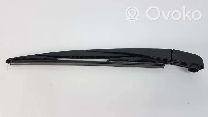 Alfa Romeo Giulietta Rear wiper blade arm 