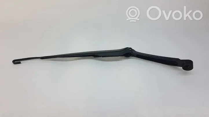 Infiniti G35 Braccio della spazzola tergicristallo anteriore 