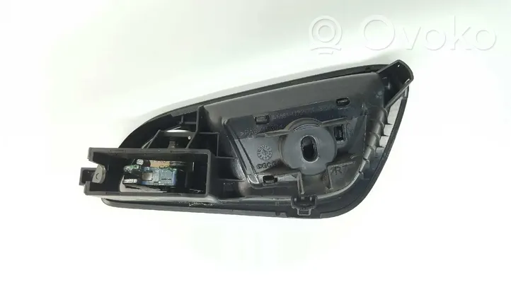 Ford Focus Etuoven sisäkahva AM51-U22600-BEW