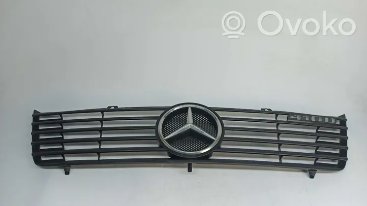 Mercedes-Benz Sprinter W901 W902 W903 W904 Maskownica / Grill / Atrapa górna chłodnicy A9018880123