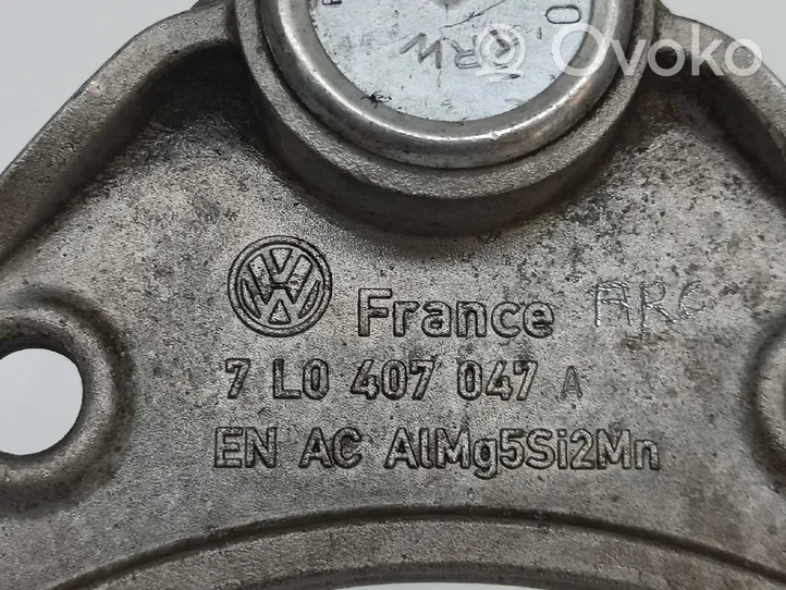 Volkswagen Touareg I Priekinė svirtis 7L0407021B