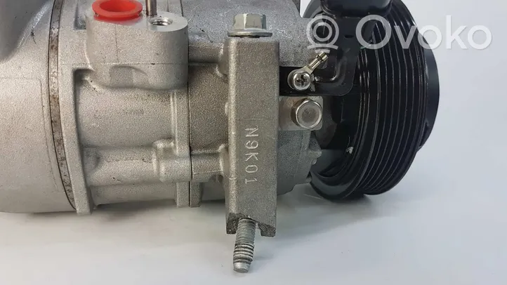 KIA Stonic Ilmastointilaitteen kompressorin pumppu (A/C) DVE12N