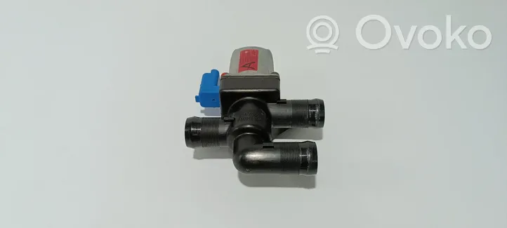 Smart ForFour II W453 Pompe de circulation d'eau 212301538R