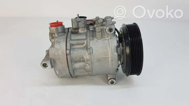 Volkswagen Golf VIII Compressore aria condizionata (A/C) (pompa) 