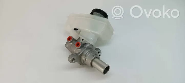 Infiniti Q50 Maître-cylindre de frein 