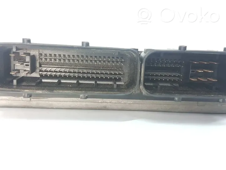 Nissan Micra Komputer / Sterownik ECU silnika 23710AY321