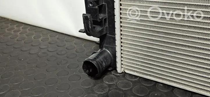 Renault Clio IV Radiateur de refroidissement 