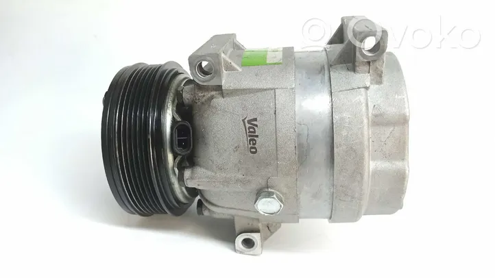 Renault Megane I Air conditioning (A/C) compressor (pump) 699143
