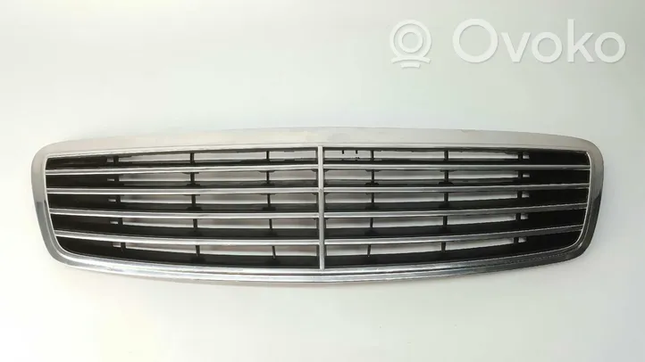 Mercedes-Benz S W220 Grille calandre supérieure de pare-chocs avant 