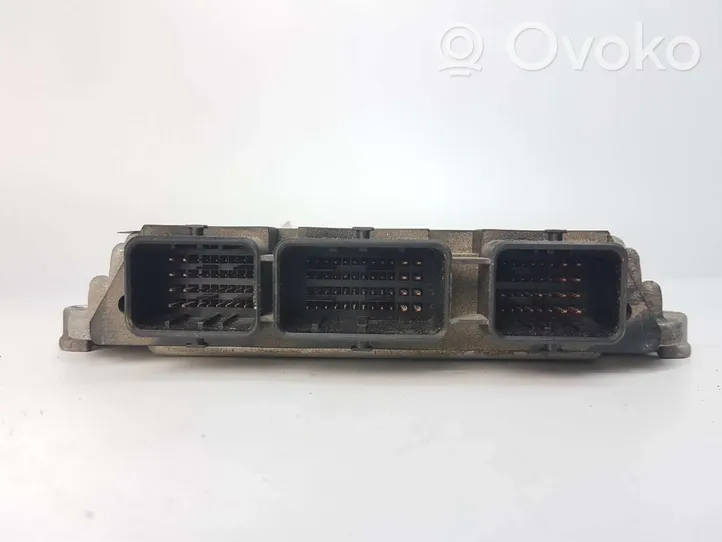 Peugeot 307 Unité de commande, module ECU de moteur 0281011863