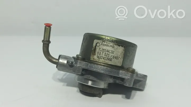 Citroen C3 Pompa podciśnienia / Vacum 