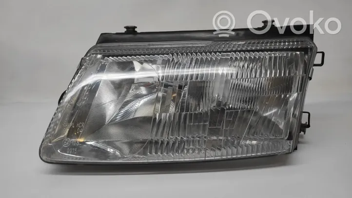 Volkswagen PASSAT B5 Headlight/headlamp 