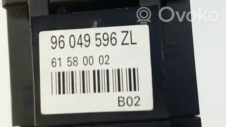 Citroen Berlingo Manetka / Przełącznik wycieraczek 61580002