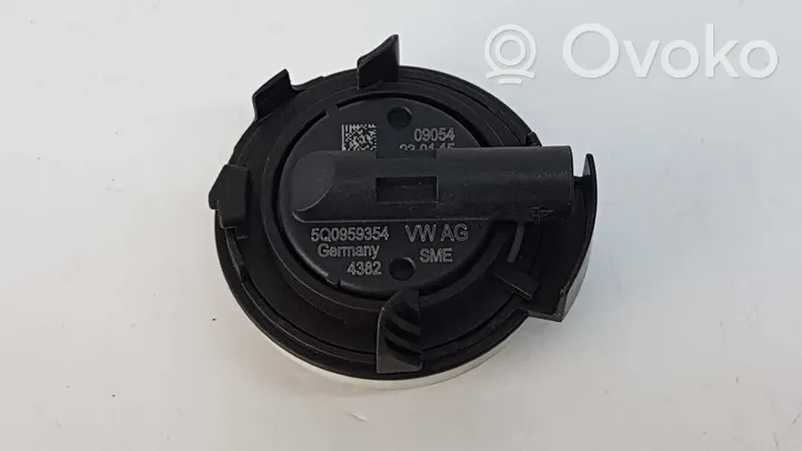 Volkswagen Golf VII Sensor 