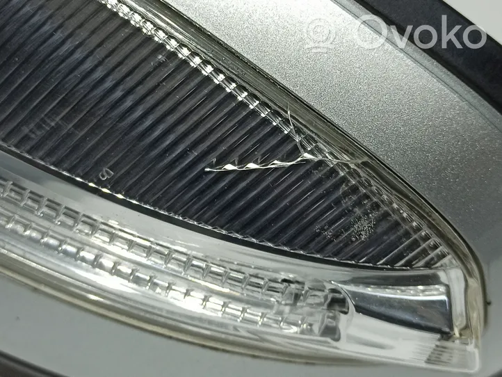 Mercedes-Benz C W204 Elektryczne lusterko boczne drzwi 