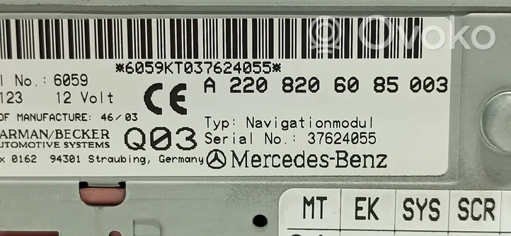 Mercedes-Benz S W220 Navigaatioyksikkö CD/DVD-soitin A2208703589
