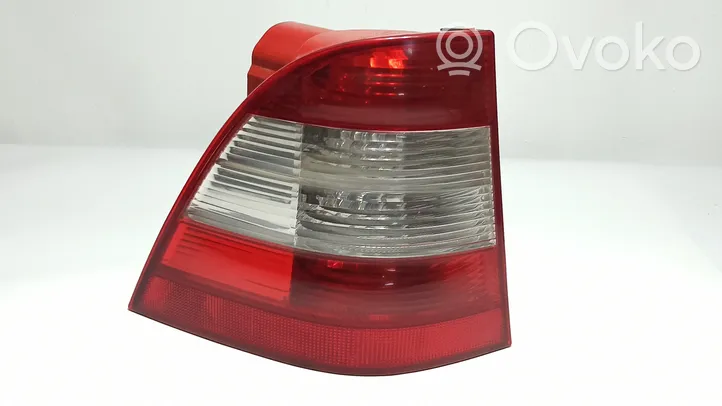Mercedes-Benz ML W163 Tailgate rear/tail lights 