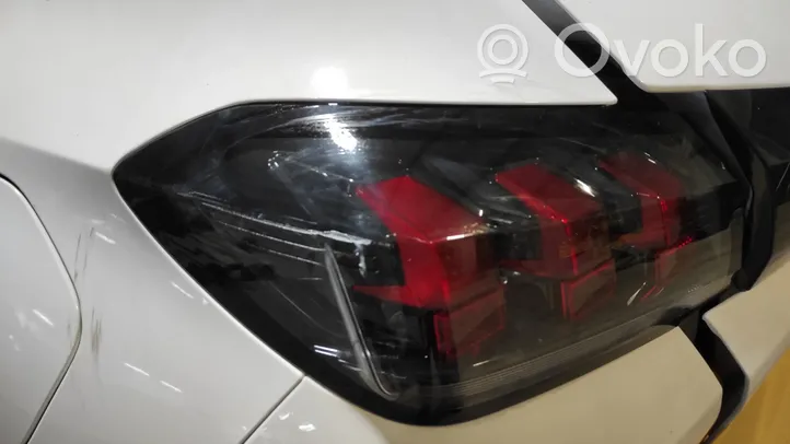 Peugeot 208 Lampy tylnej klapy bagażnika 