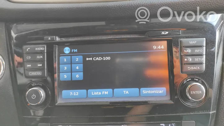 Nissan Qashqai+2 Stacja multimedialna GPS / CD / DVD LCN2K70B00