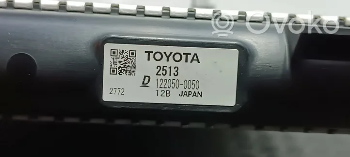 Toyota RAV 4 (XA40) Radiatore di raffreddamento 1220500050