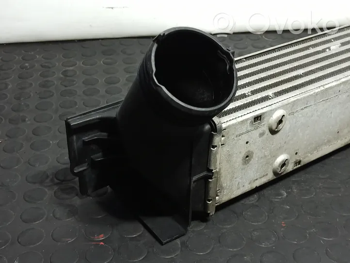 BMW 1 E81 E87 Chłodnica powietrza doładowującego / Intercooler 3093796