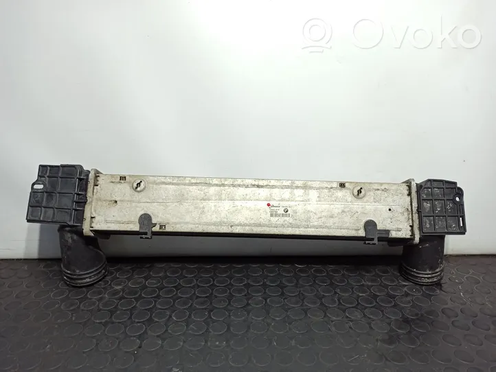 BMW 1 E81 E87 Chłodnica powietrza doładowującego / Intercooler 3093796