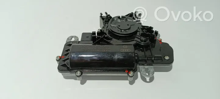 Audi Q3 F3 Takaluukun lukon salvan moottori 
