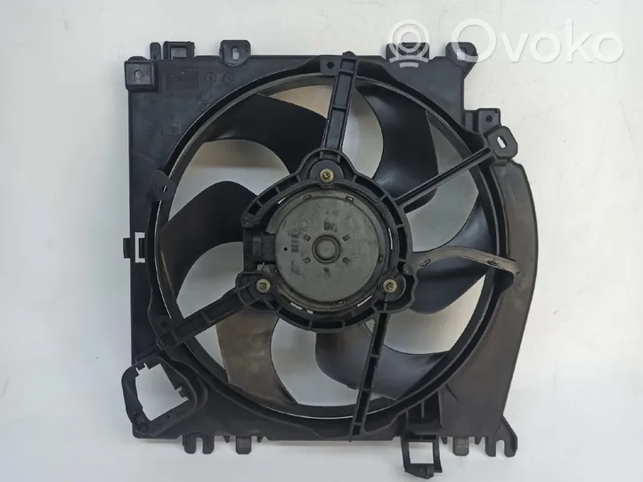 Renault Clio III Ventilateur de refroidissement de radiateur électrique 7701059785