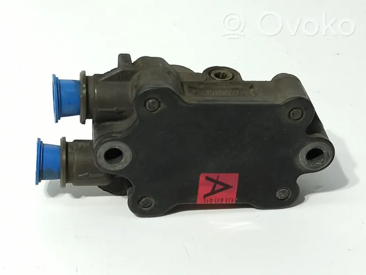 Mercedes-Benz ML W163 Pompa del carburante meccanica A6110900350