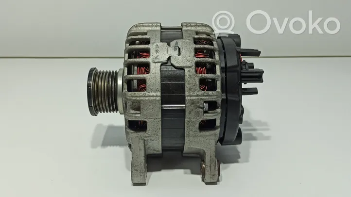 Nissan X-Trail T32 Generatore/alternatore 