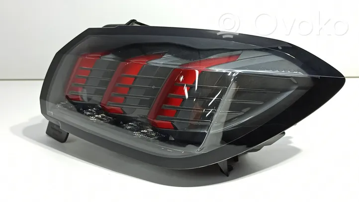 Peugeot 208 Rear/tail lights L90123123