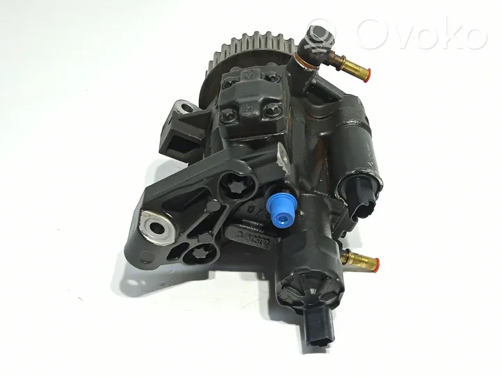 Renault Megane II Fuel injection high pressure pump 167008859R