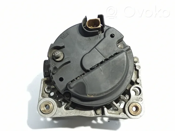 Volkswagen Polo IV 9N3 Generatore/alternatore 03D903025J