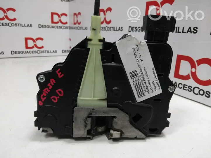 Opel Corsa E Front door lock 13431840