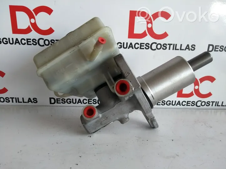 BMW 5 E39 Master brake cylinder 320671791