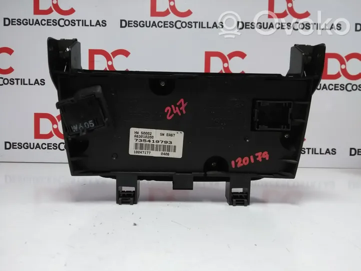 Fiat Grande Punto Climate control unit 55702020