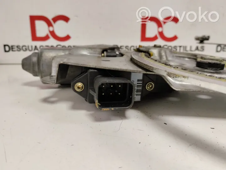 Opel Omega B1 Front door window regulator with motor 90520247